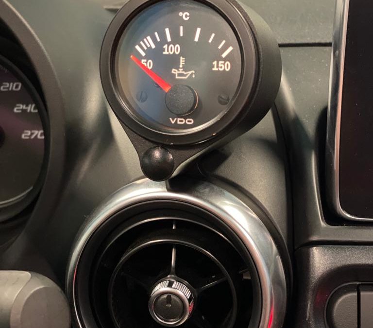 Halter für Öl-Temperaturanzeige ABARTH & Fiat 124 Spider – Mazda MX-5 ND